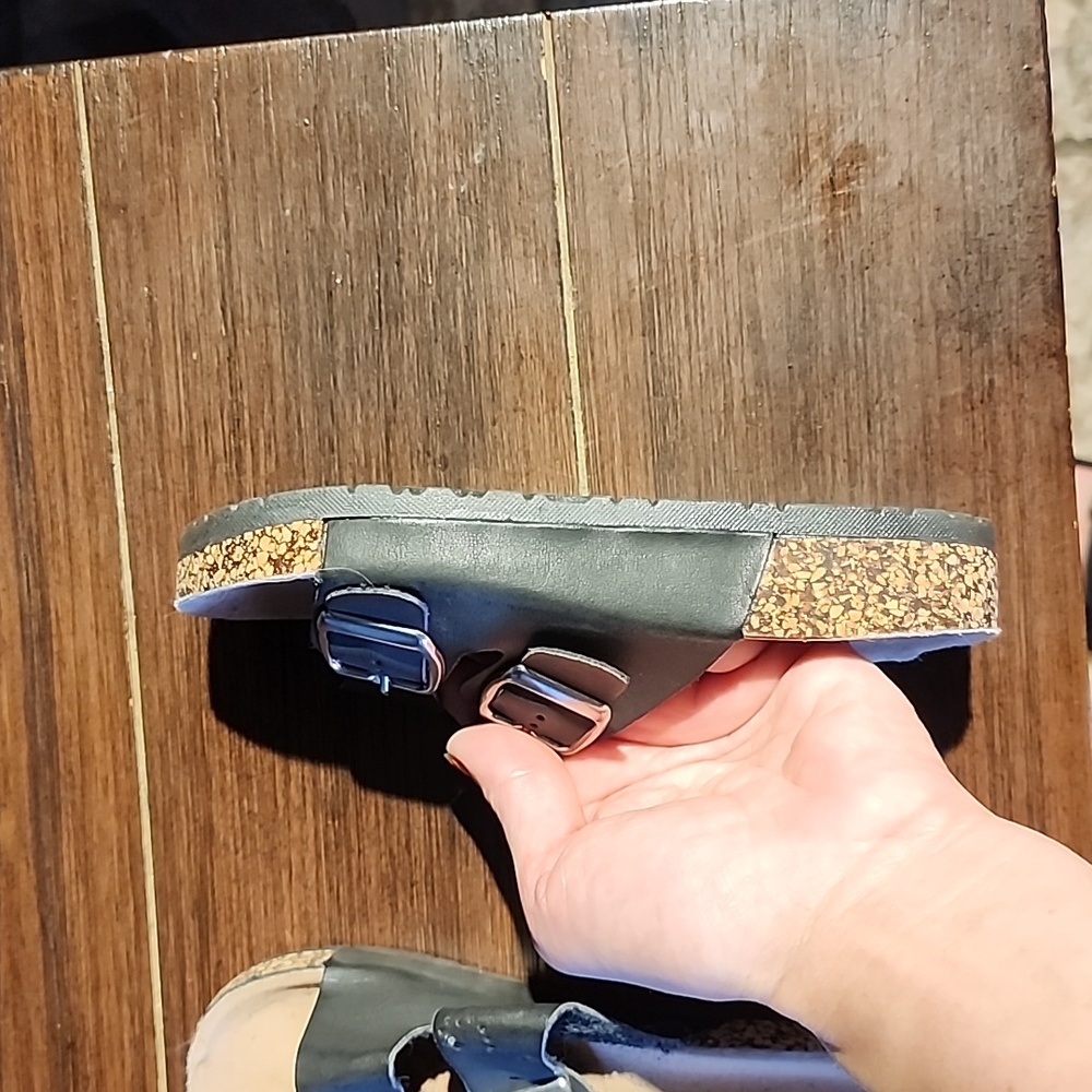 Ann Marie Girls Fashion Slide Buckle Sandals - Picture 6 of 10